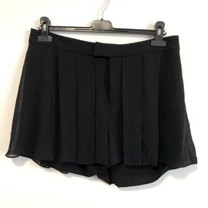 Black mini skort